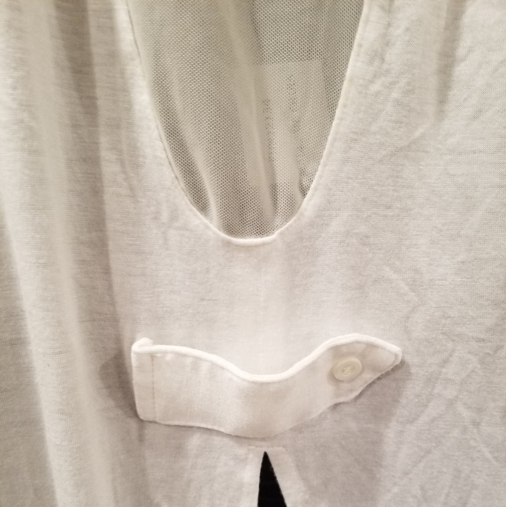 White Zenana Top with V Shaped Top Sheer Back - Picture 7 of 9